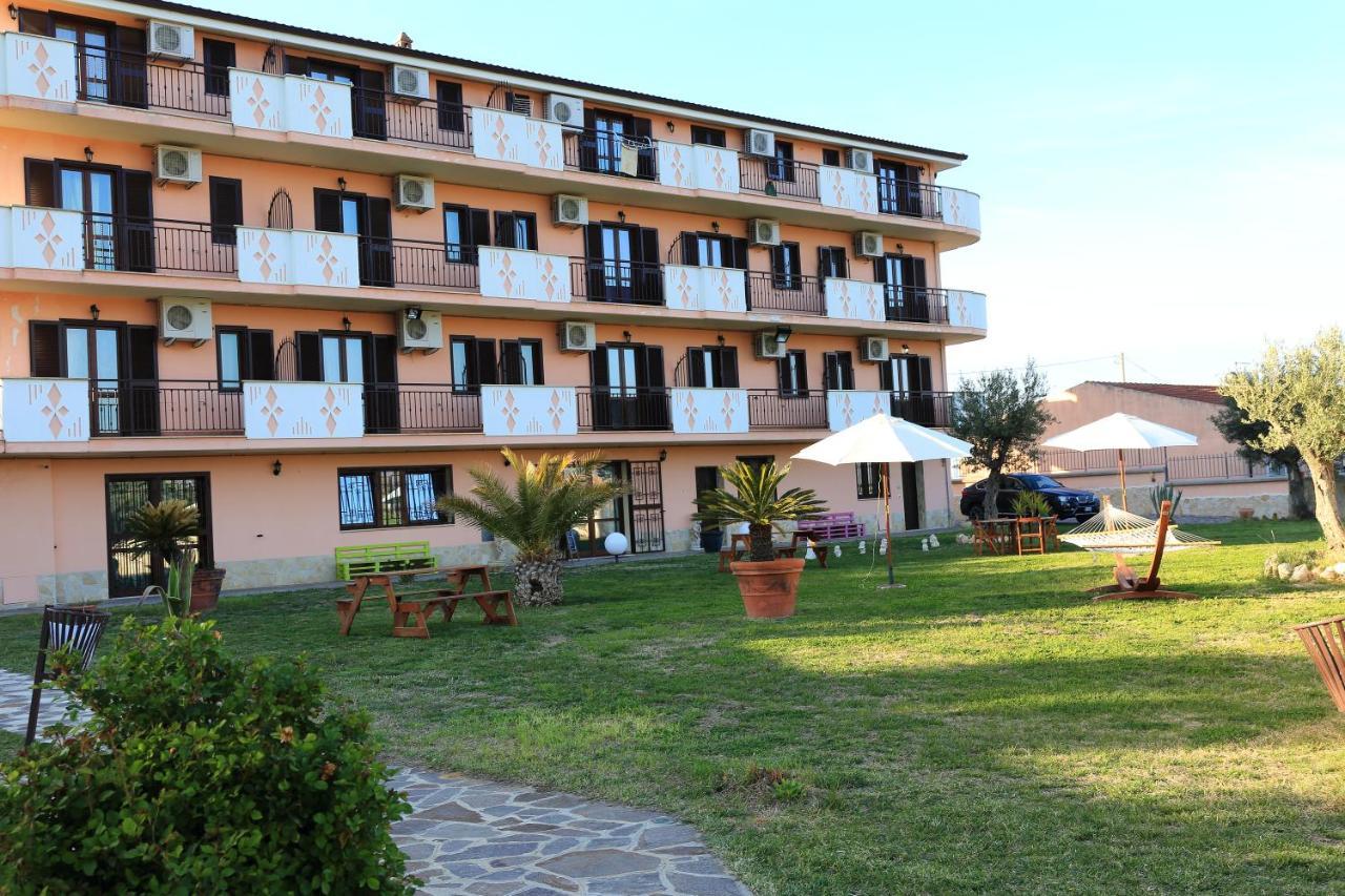 Chimento Resort Corigliano Calabro Bagian luar foto