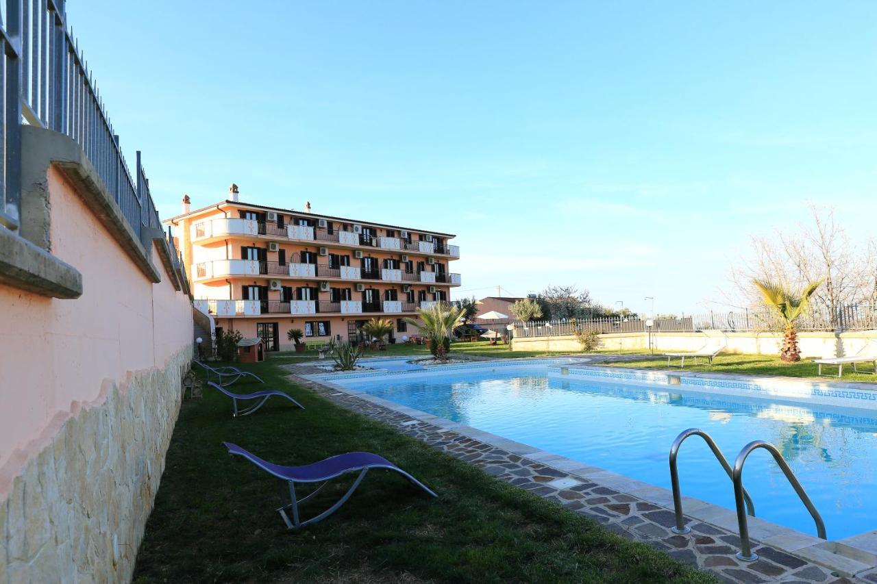 Chimento Resort Corigliano Calabro Bagian luar foto