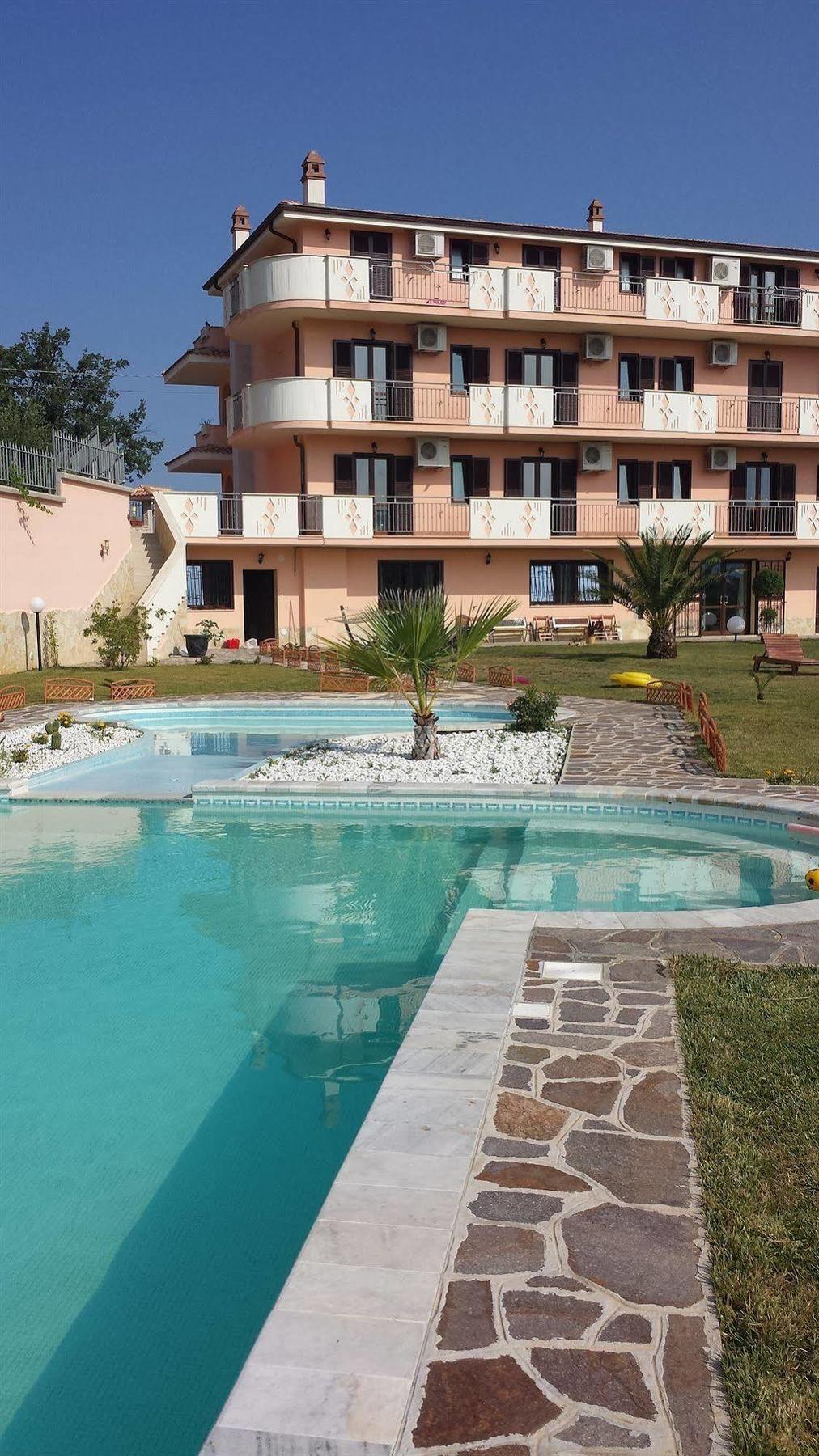 Chimento Resort Corigliano Calabro Bagian luar foto